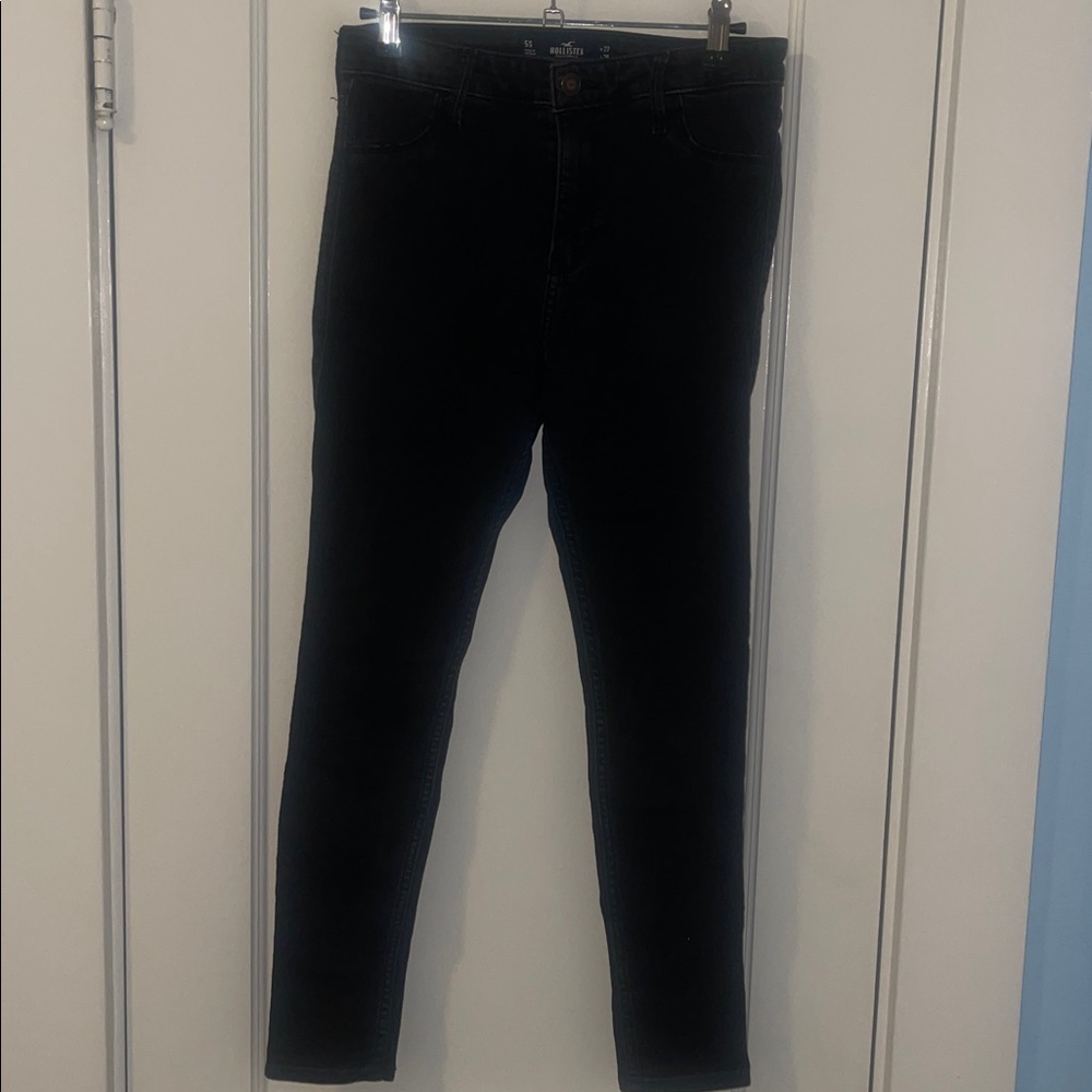 Junior’s Hollister Black Wash Jeggings